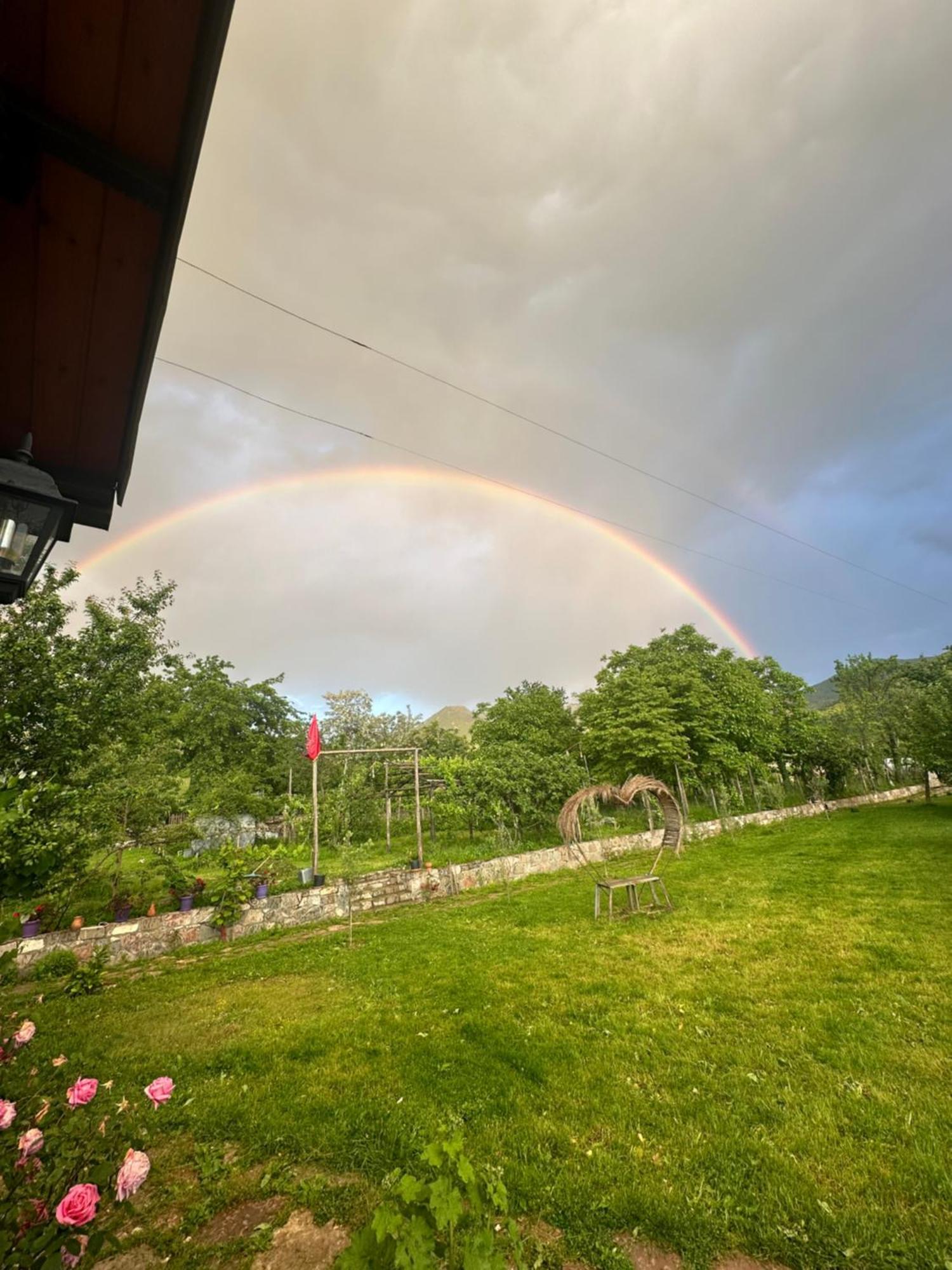 Vila Disha Tirana Eksteriør billede